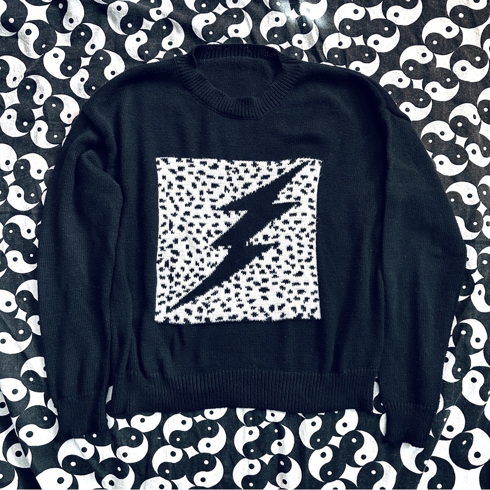 Lightning Sweater Women’s M